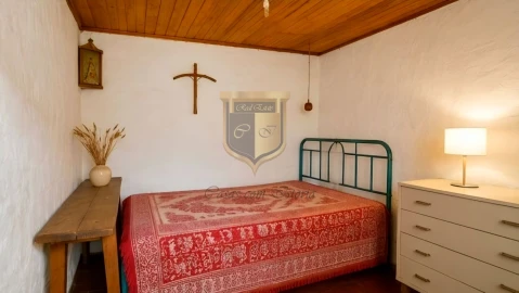 Moradia T2 para Venda em Painho e Figueiros