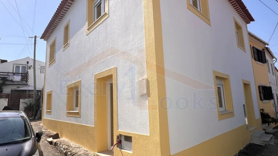 Moradia T3 para Venda em Vau