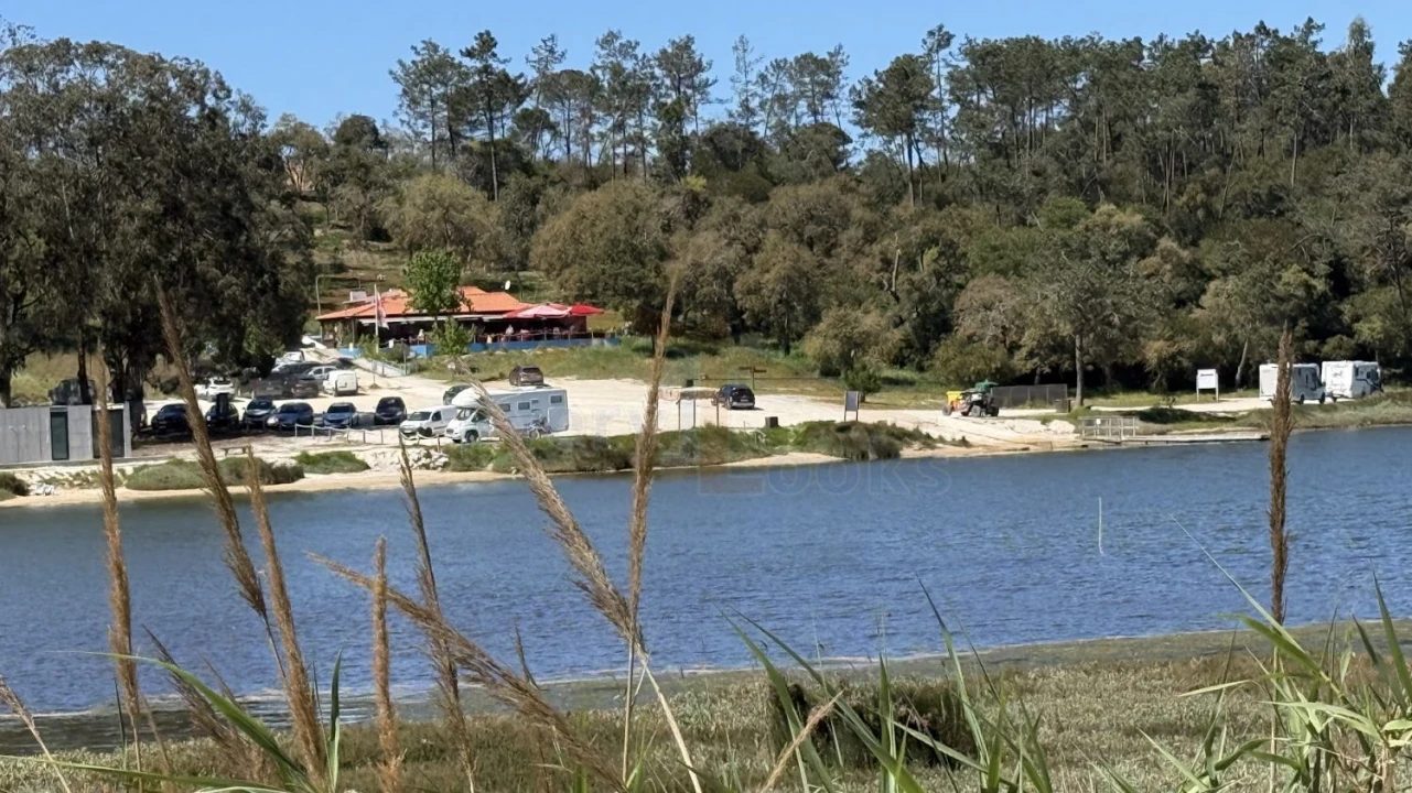 Moradia T3 para Venda em Vau Foto 19