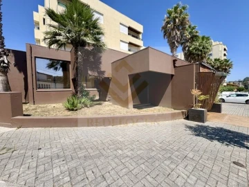 Loja para Trespasse em Santa Maria de Lamas