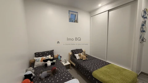 Apartamento T3 para Venda em São Vicente