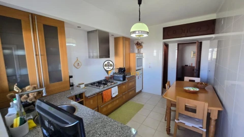 Apartamento T4 para Venda em Castelo Branco