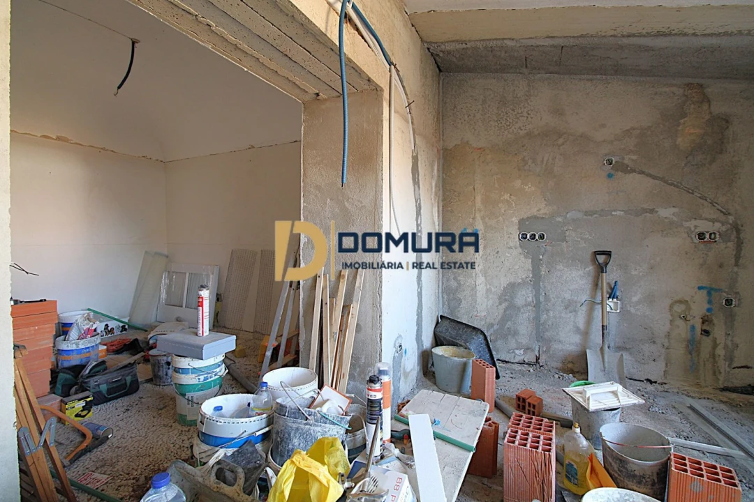 Moradia T3 para Venda em Santiago Maior Foto 17