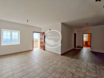 Moradia T3 para Venda em Imaculado Coração de Maria