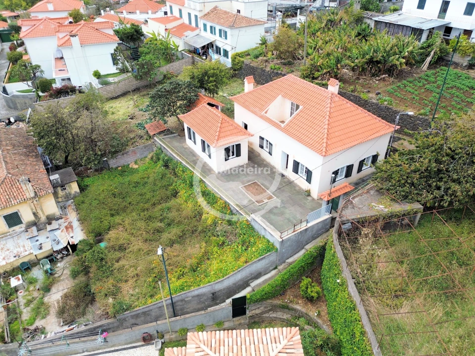 Moradia T3 para Venda em Imaculado Coração de Maria Foto 5