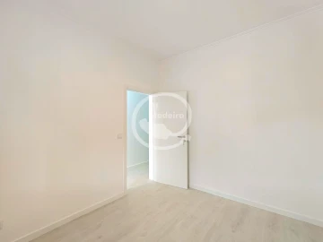 Moradia T2 para Venda em Funchal (São Pedro)