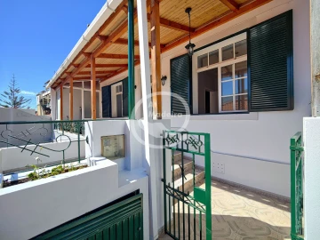 Moradia T2 para Venda em Funchal (São Pedro)