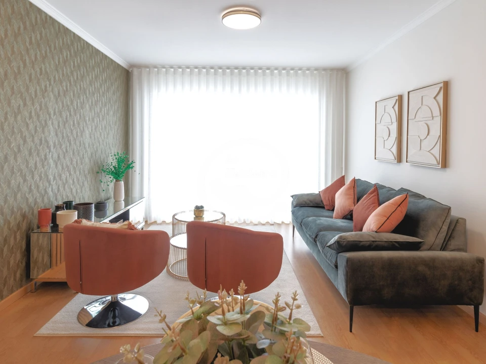 Apartamento T2 para Venda em Caniço Foto 8