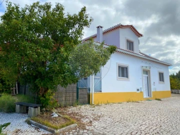 Moradia T3 para Venda em Achete, Azoia de Baixo e Póvoa de Santarém