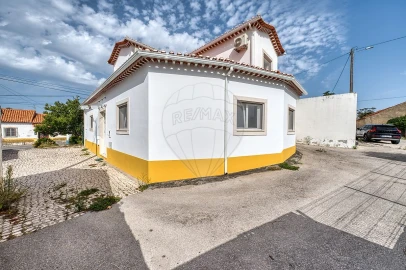 Moradia T3 para Venda em Achete, Azoia de Baixo e Póvoa de Santarém