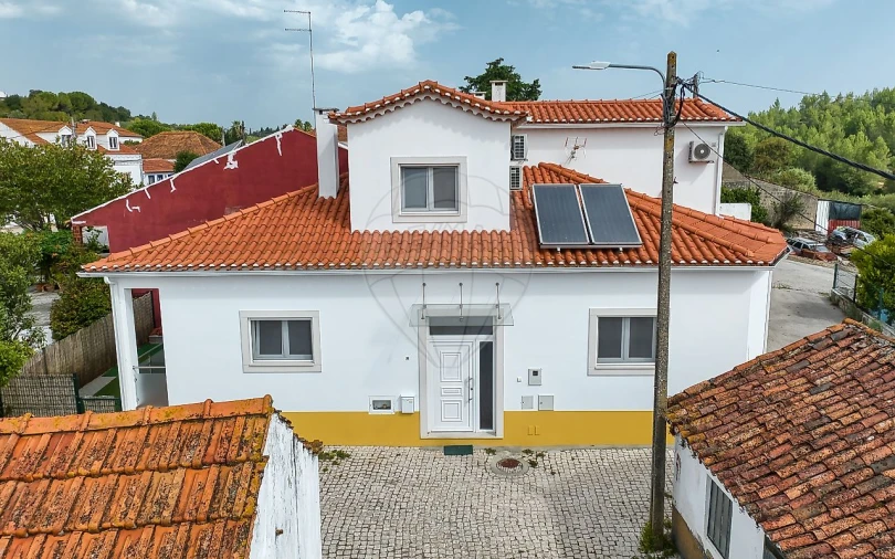 Moradia T3 para Venda em Achete, Azoia de Baixo e Póvoa de Santarém Foto 2
