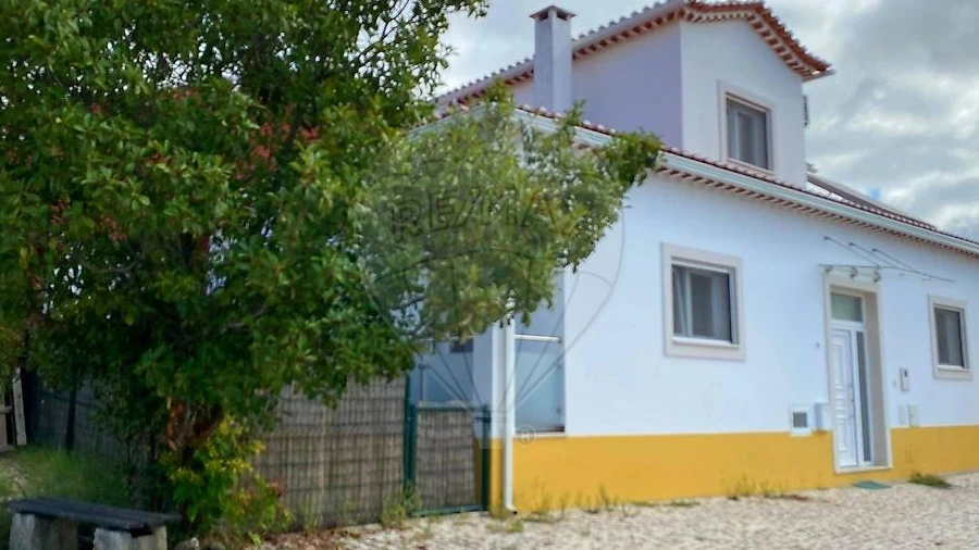 Moradia T3 para Venda em Achete, Azoia de Baixo e Póvoa de Santarém