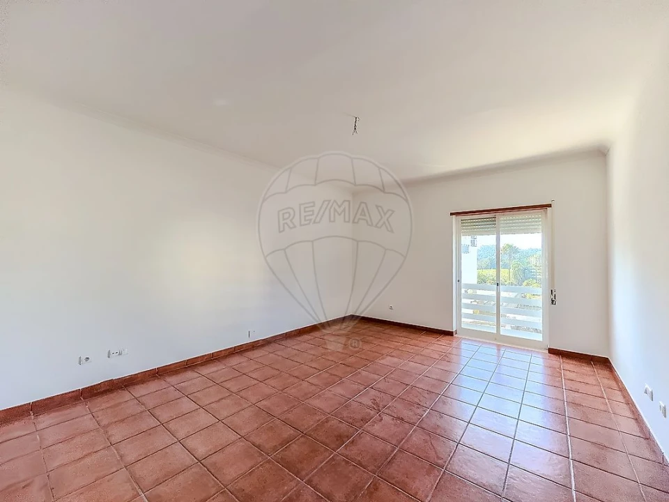 Apartamento T2 para Arrendamento em Marvila, Ribeira Santarém, São Salvador, São Nicolau Foto 3