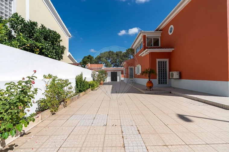 Moradia T4 para Venda em Azeitão (São Lourenço e São Simão) Foto 35