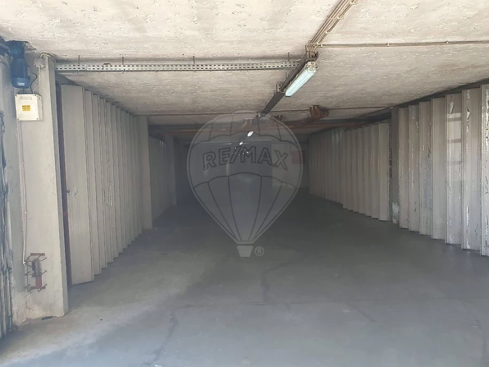 Apartamento T2 para Venda em Canelas Foto 13