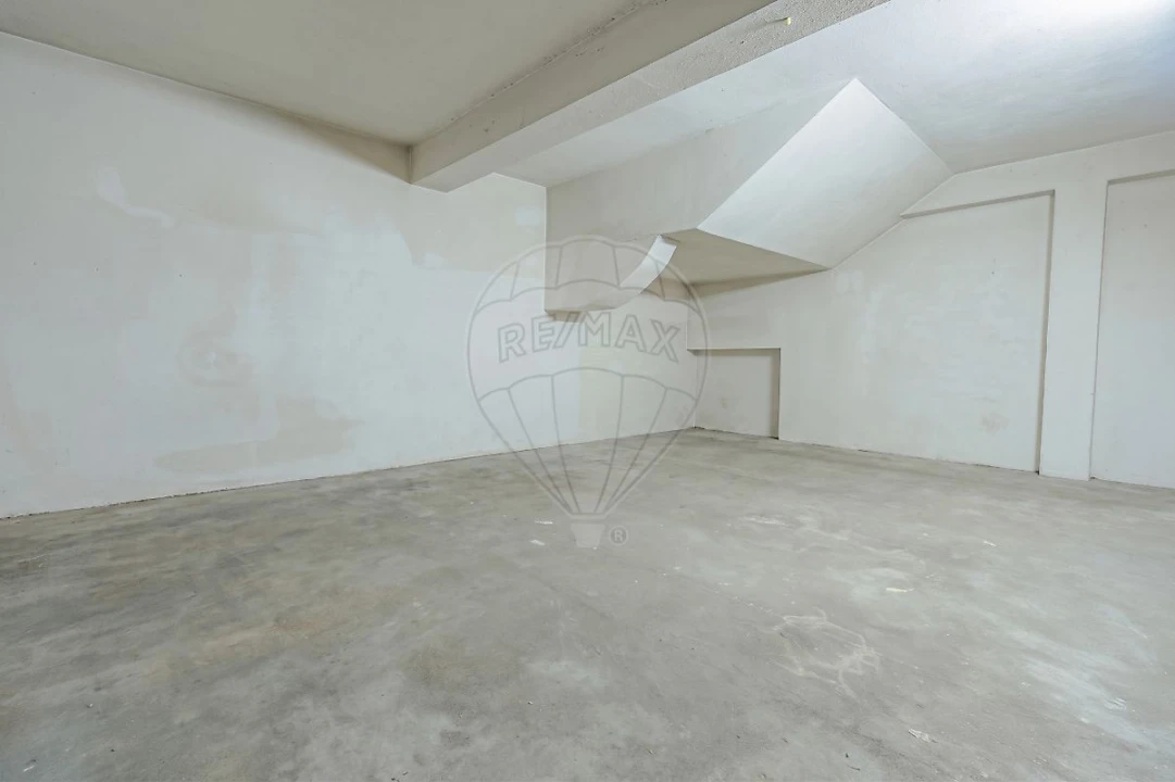 Apartamento T3 para Venda em Gulpilhares e Valadares Foto 28