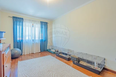 Apartamento T3 para Venda em Gulpilhares e Valadares