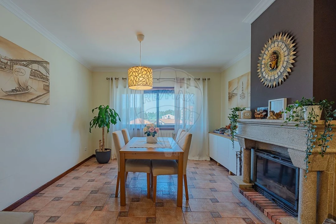 Apartamento T3 para Venda em Gulpilhares e Valadares Foto 4