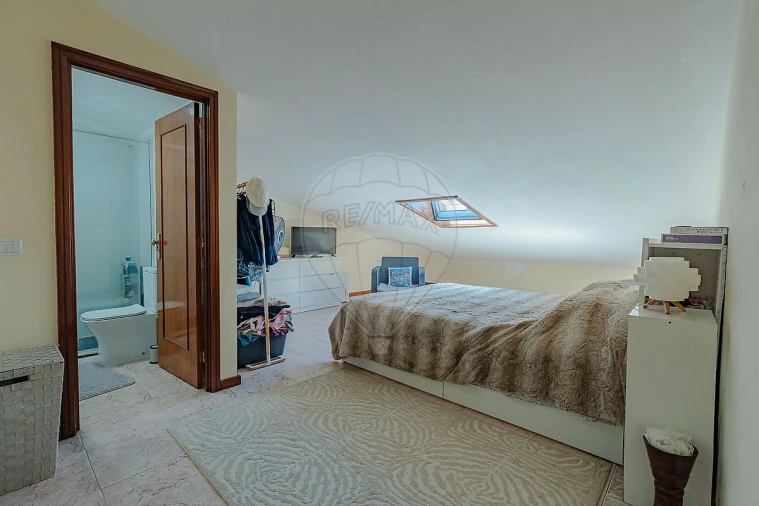 Apartamento T3 para Venda em Gulpilhares e Valadares Foto 21