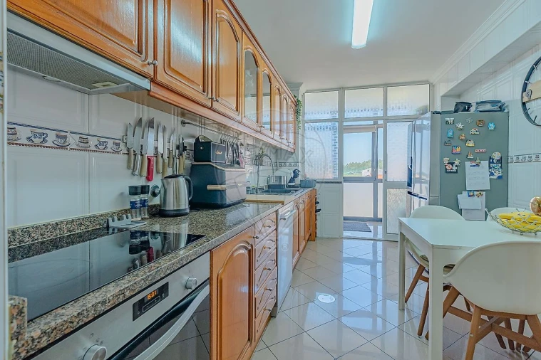 Apartamento T3 para Venda em Gulpilhares e Valadares Foto 9