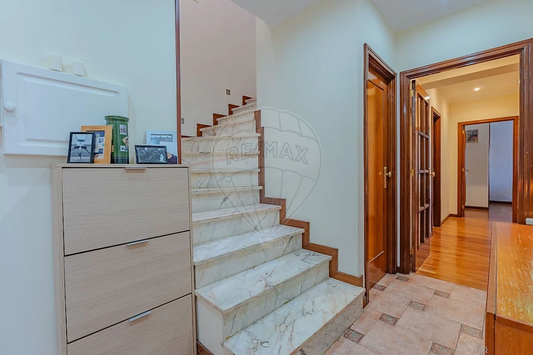 Apartamento T3 para Venda em Gulpilhares e Valadares Foto 11