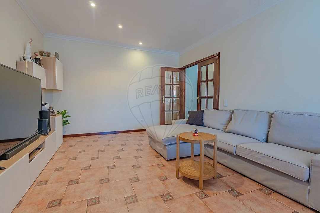 Apartamento T3 para Venda em Gulpilhares e Valadares Foto 6