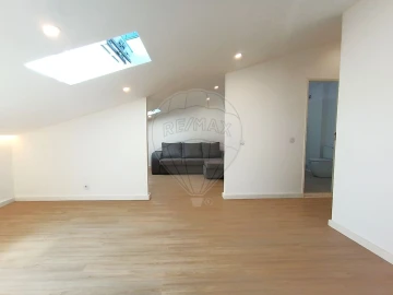 Apartamento T2 para Venda em Fatima