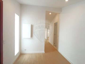 Apartamento T2 para Venda em Fatima