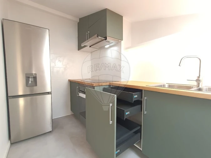 Apartamento T2 para Venda em Fatima Foto 6