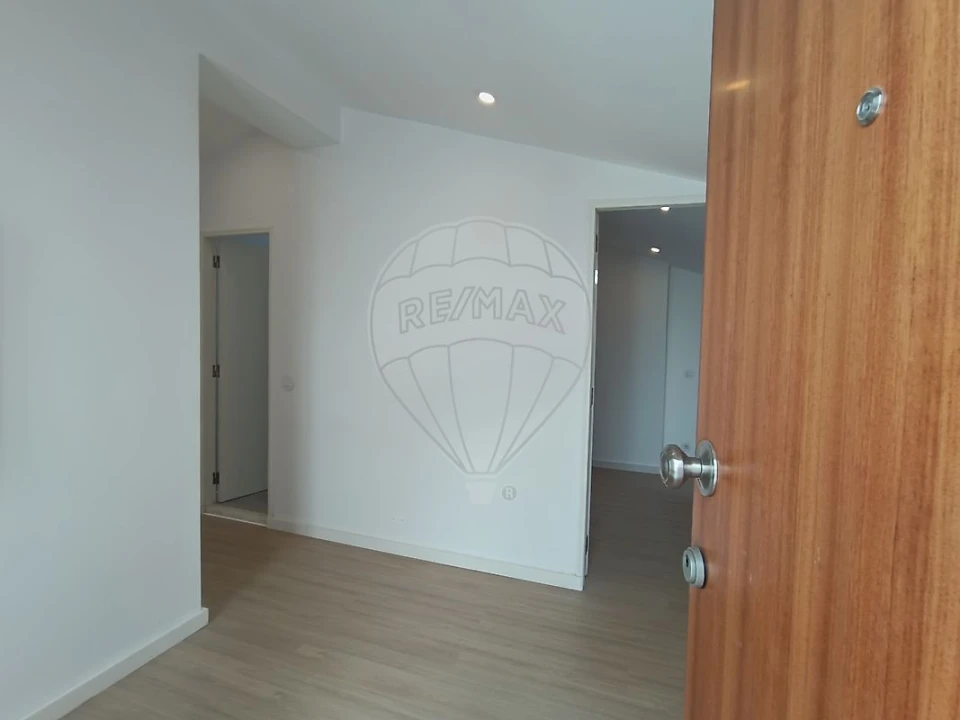 Apartamento T2 para Venda em Fatima Foto 7