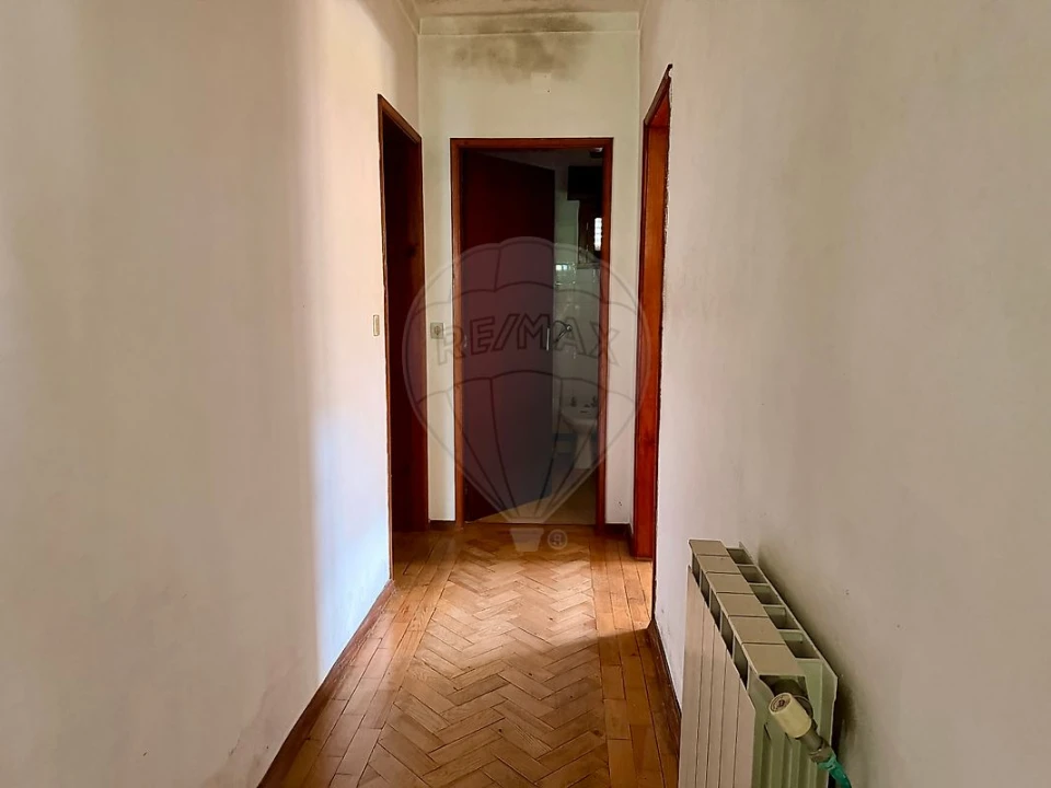 Moradia T2 para Arrendamento em Nossa Senhora da Piedade Foto 11