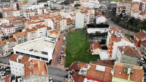 Terreno para Venda em Encosta do Sol