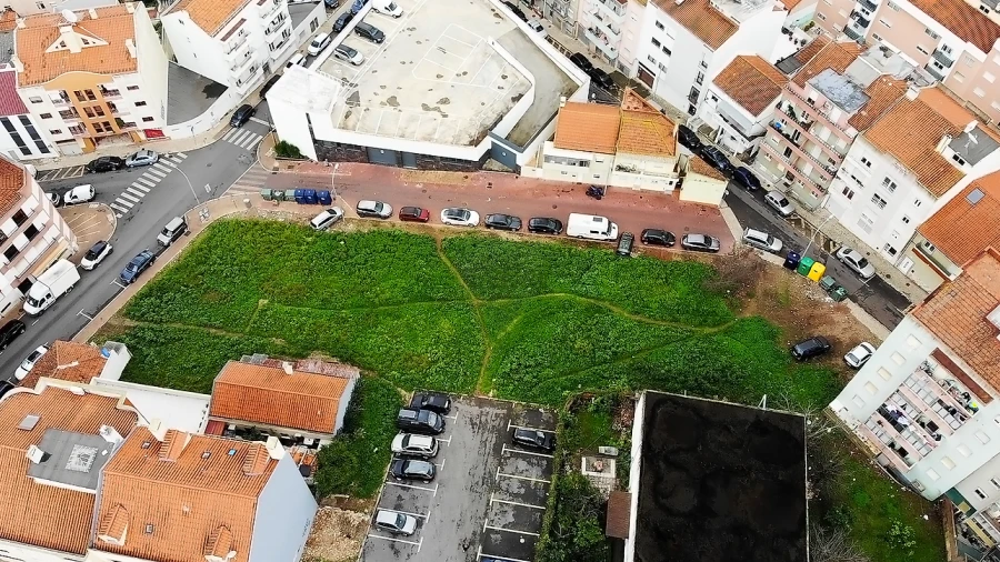 Terreno para Venda em Encosta do Sol