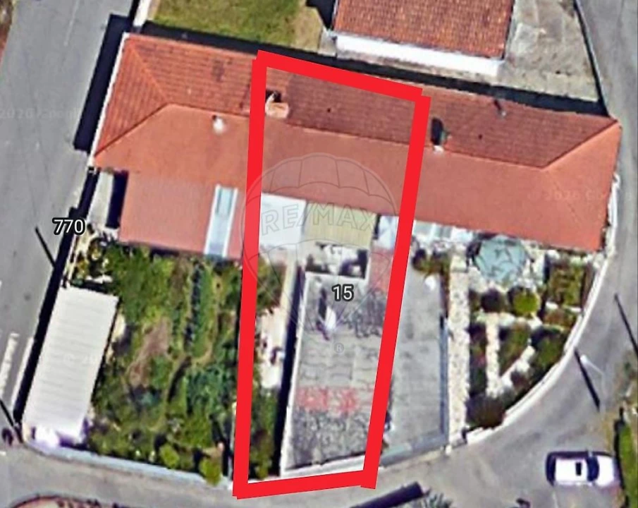Moradia T2 para Venda em Vila de Cucujães Foto 1