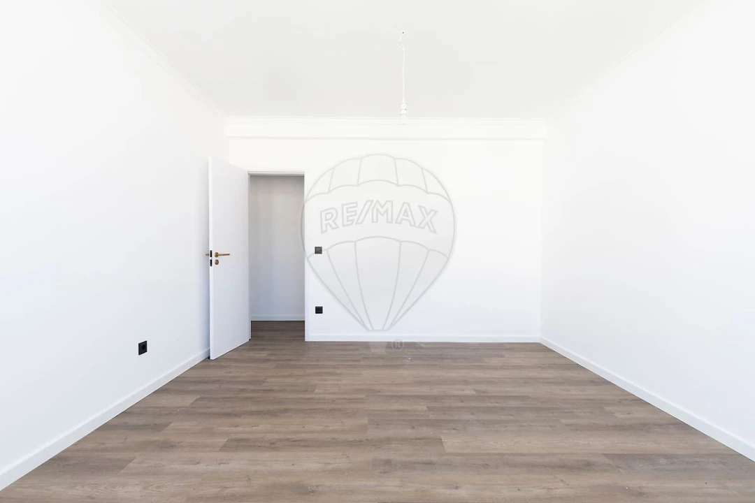 Apartamento T2 para Venda em Silveira Foto 7