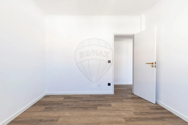 Apartamento T2 para Venda em Silveira Foto 14