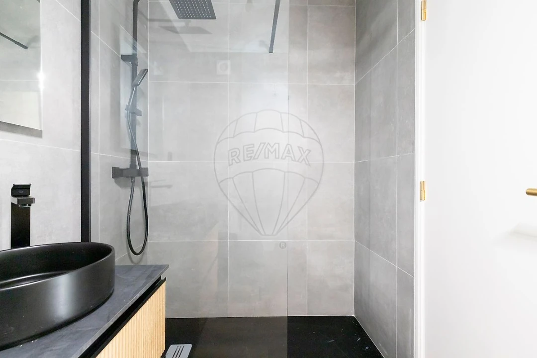 Apartamento T2 para Venda em Silveira Foto 13