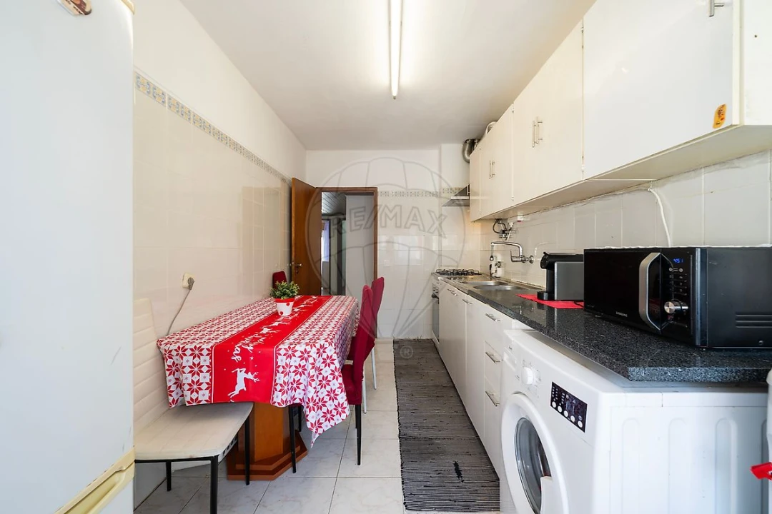Apartamento T2 para Venda em Algueirão-Mem Martins Foto 6