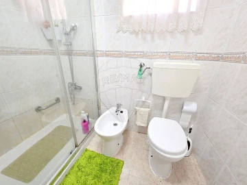 Moradia T2 para Venda em Alenquer (Santo Estêvão e Triana)