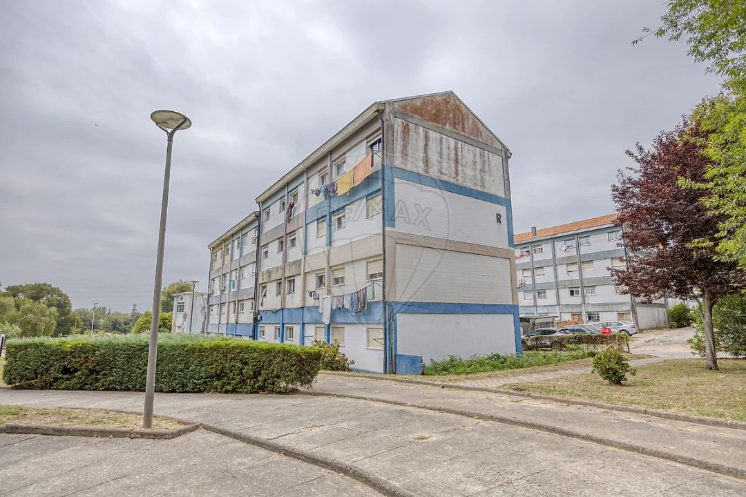 Apartamento T3 para Venda em Mafamude e Vilar do Paraíso Foto 16