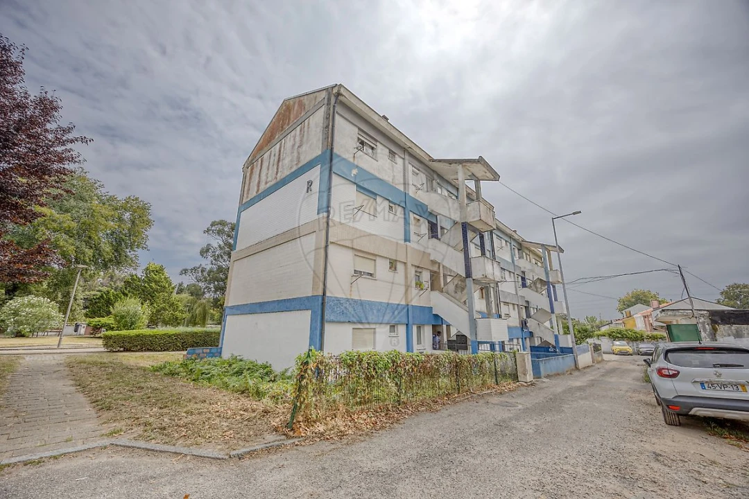 Apartamento T3 para Venda em Mafamude e Vilar do Paraíso Foto 13