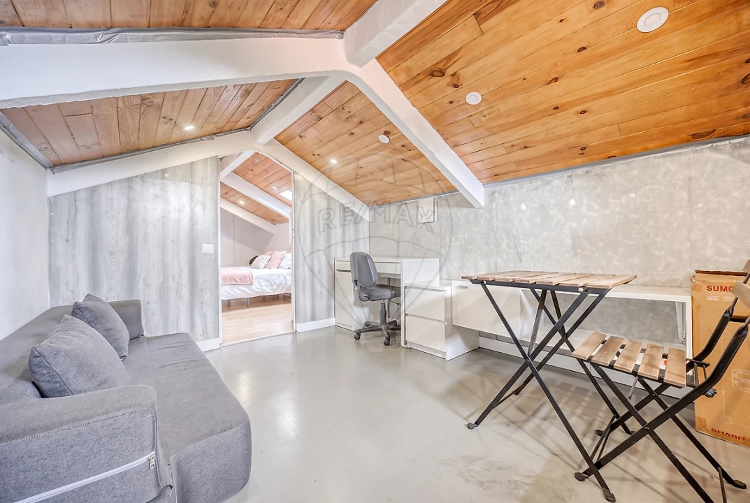 Apartamento T3 para Venda em Mafamude e Vilar do Paraíso Foto 6