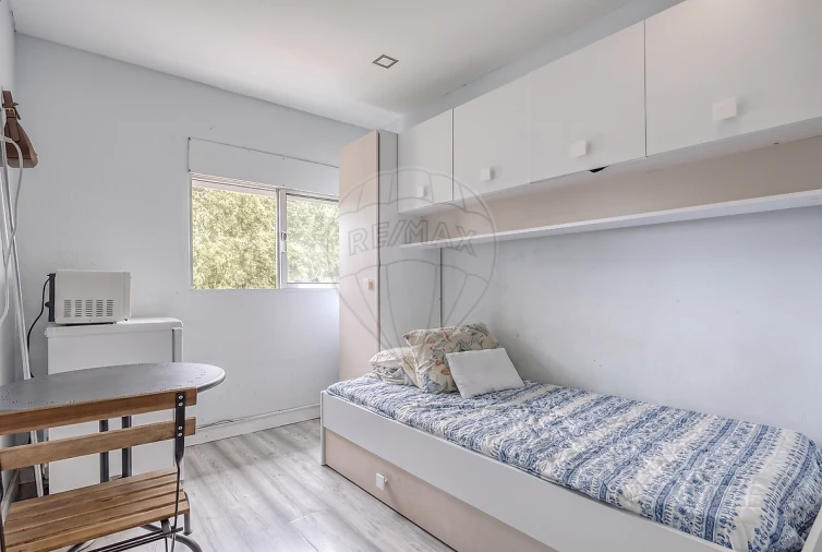 Apartamento T3 para Venda em Mafamude e Vilar do Paraíso Foto 4