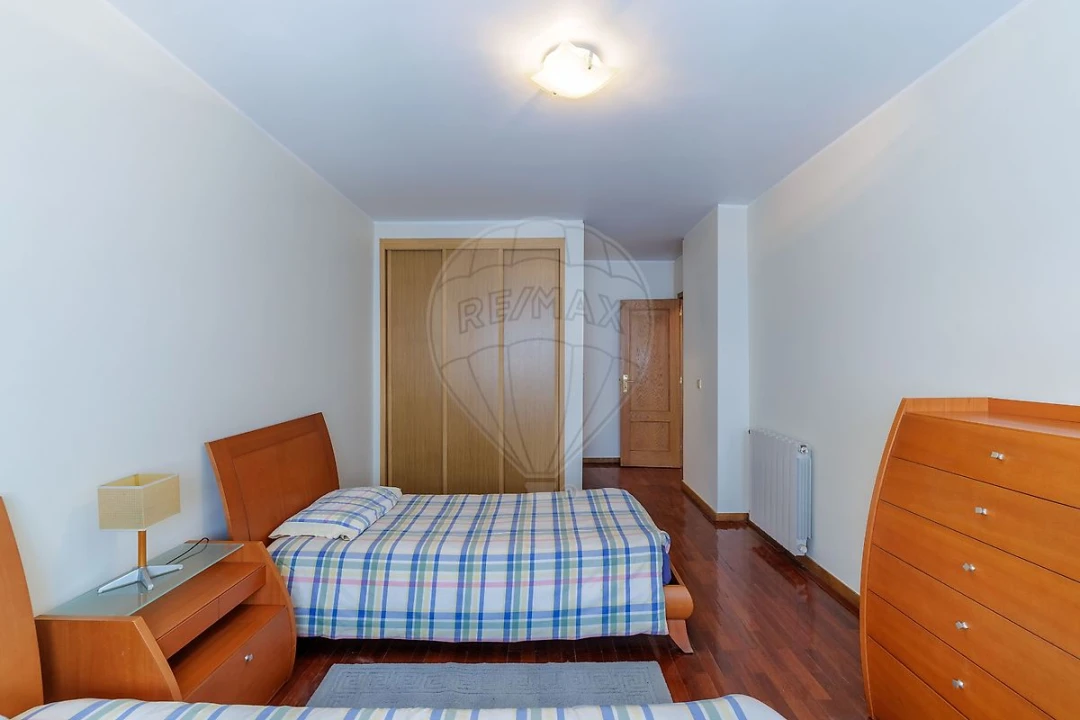 Apartamento T2 para Venda em Cidade da Maia Foto 1