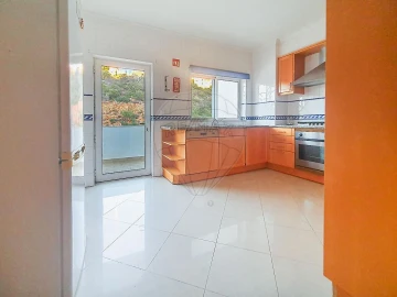 Apartamento T2 para Arrendamento em Albufeira e Olhos de Água