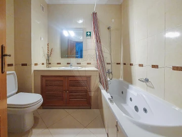 Apartamento T2 para Arrendamento em Albufeira e Olhos de Água