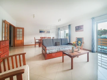 Apartamento T2 para Arrendamento em Albufeira e Olhos de Água