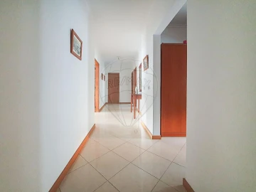 Apartamento T2 para Arrendamento em Albufeira e Olhos de Água
