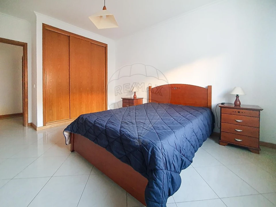 Apartamento T2 para Arrendamento em Albufeira e Olhos de Água Foto 14