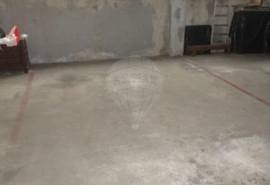 Apartamento T1 para Venda em Rio Tinto Foto 8